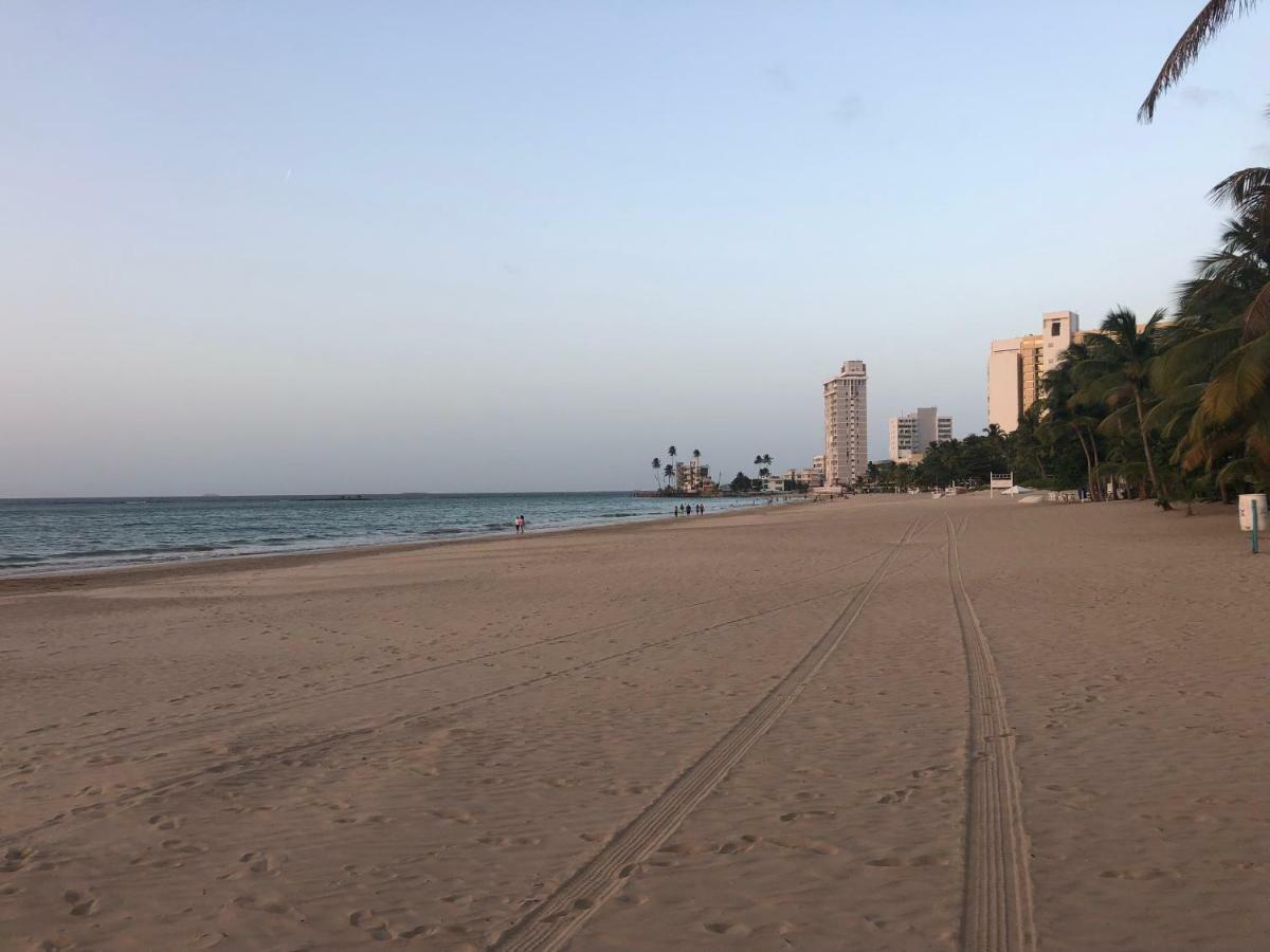 Beach Front Beach View 1 Bedroom 2Bathroom Coral Beach Apt San Juan Exterior photo